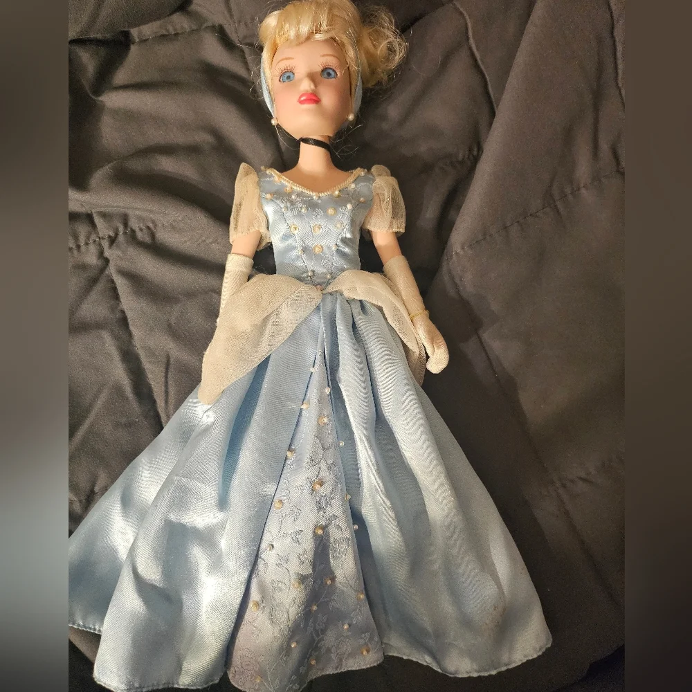 Disney cinderella belle